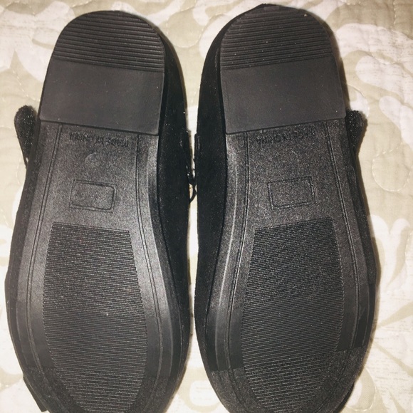 Gymboree Black Mary Jane flats. Black. Sz 7 - Picture 2 of 4